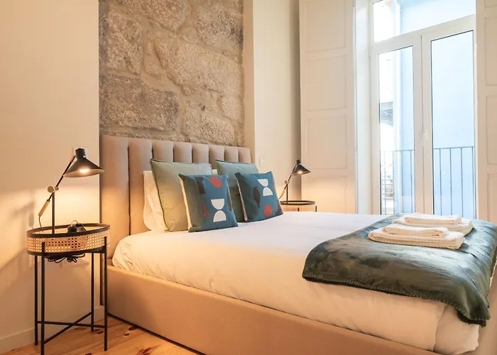 Luxury Style 20 With Ac Downtown Near Metro *