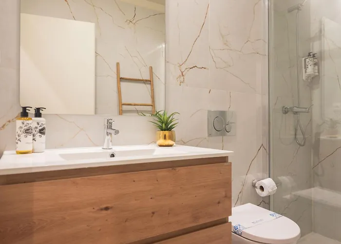 Luxury Style 20 With Ac Downtown Near Metro