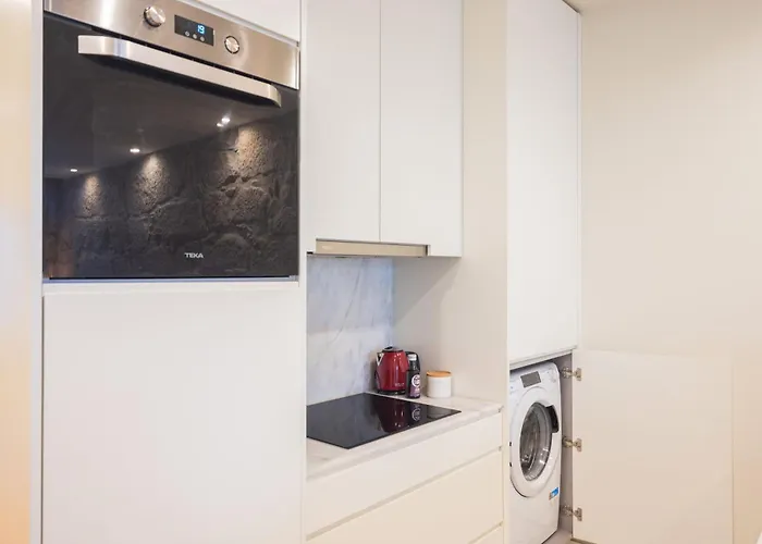 Luxury Style 20 With Ac Downtown Near Metro 포르투